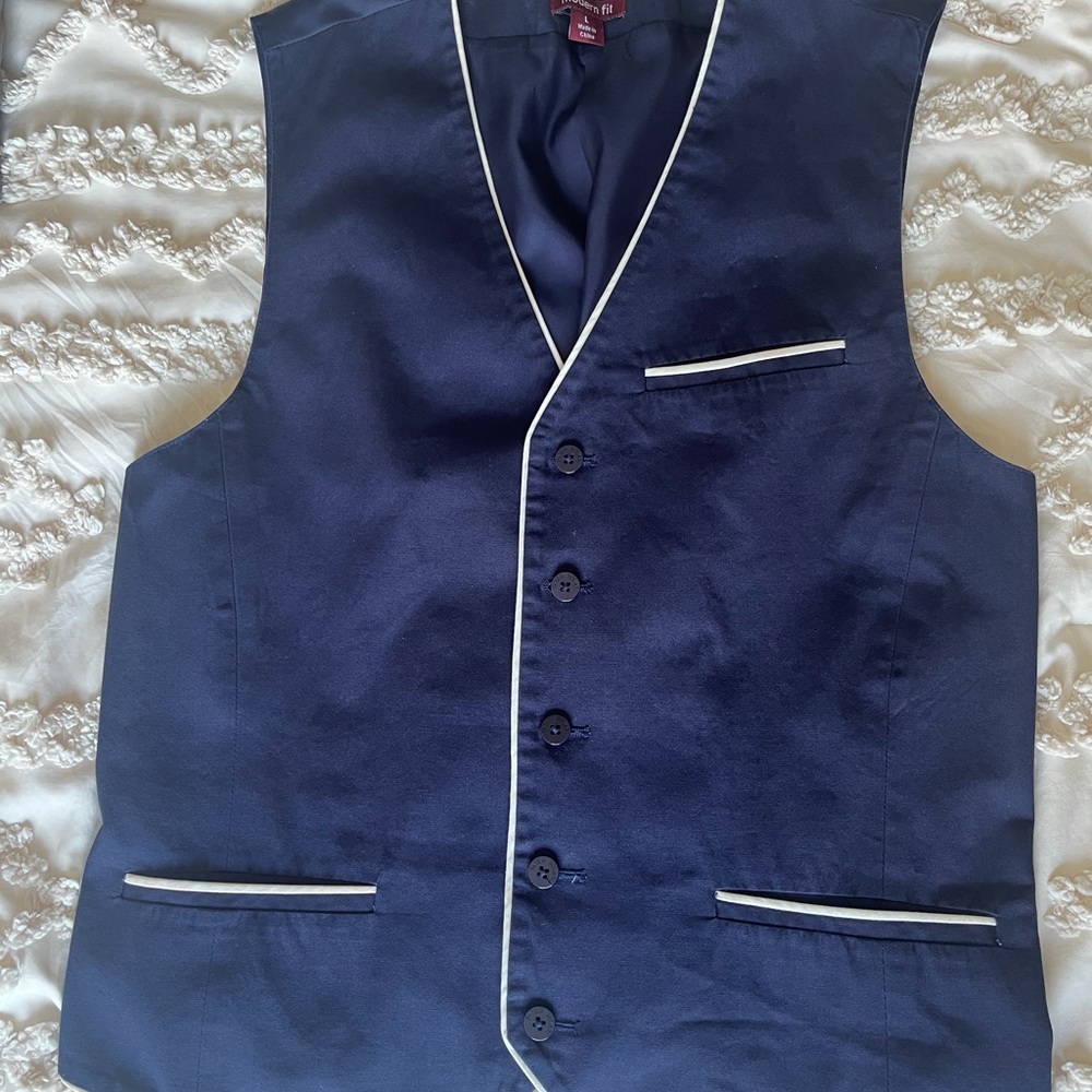 Paul Stuart Midnight Blue Vest with Ivory Accents - Picture 3 of 9